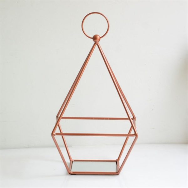 Candle holder in rose gold