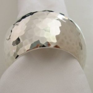 Hammered napkin ring in silver plating