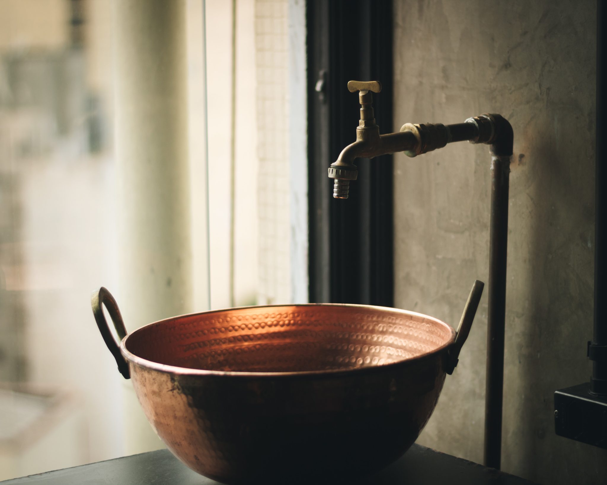 Copper Washbasin royaldesigne.com